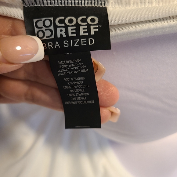 Coco Reef Bra Sized 38C One Piece Swimsuit Floral Tropical Underwire Lined Nylon - Picture 10 of 11